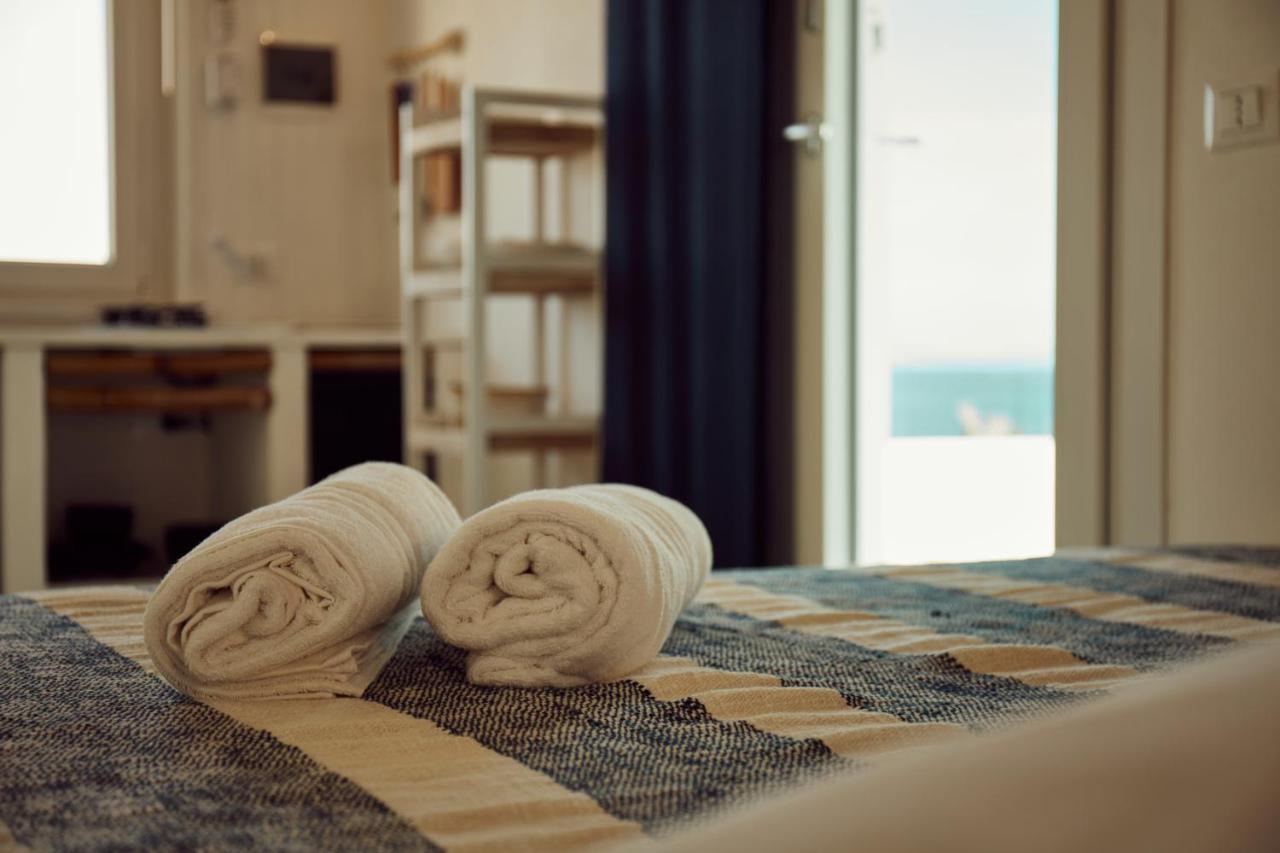 Sea View Life 호텔 카리니 외부 사진